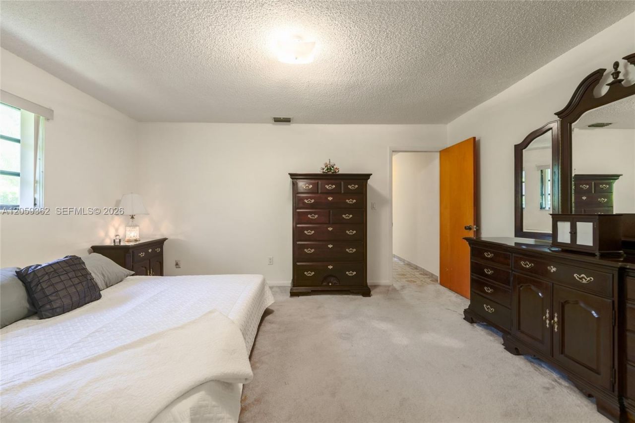 13131 SW 5th St , Miami, FL 33184 Photo