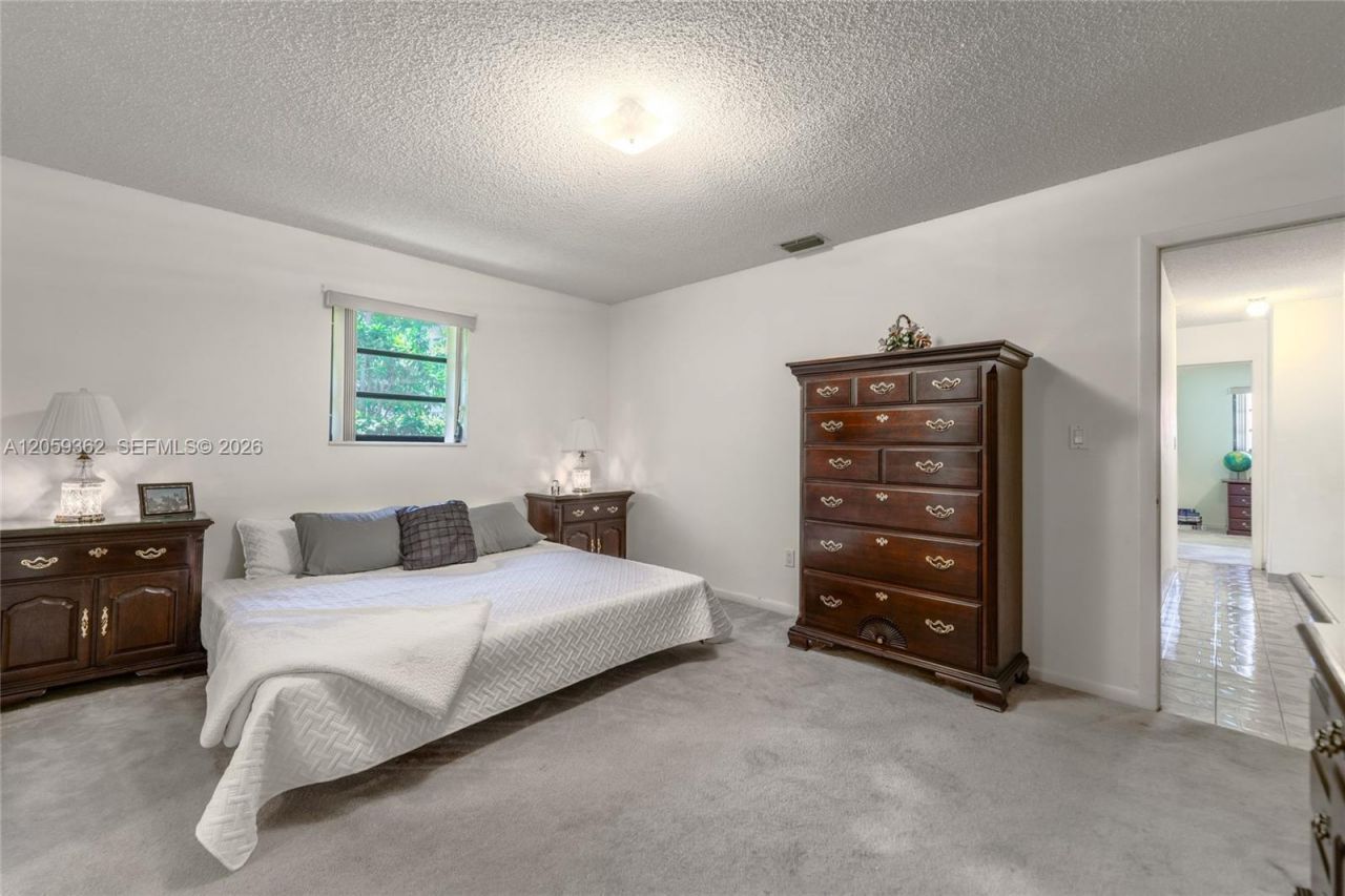 13131 SW 5th St , Miami, FL 33184 Photo
