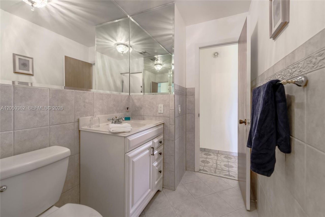 13131 SW 5th St , Miami, FL 33184 Photo