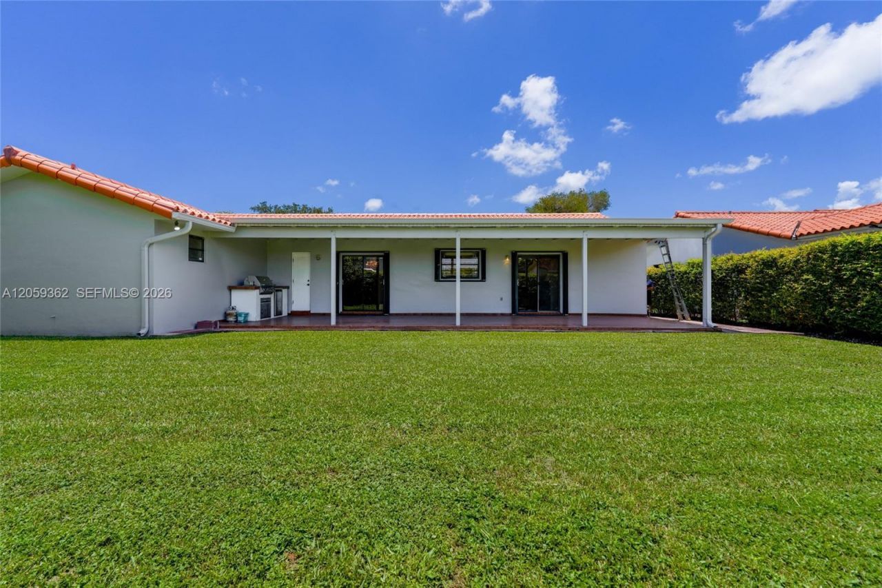 13131 SW 5th St , Miami, FL 33184 Photo