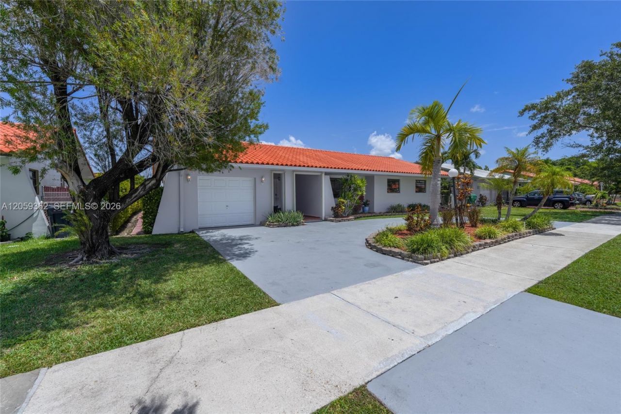 13131 SW 5th St , Miami, FL 33184 Photo