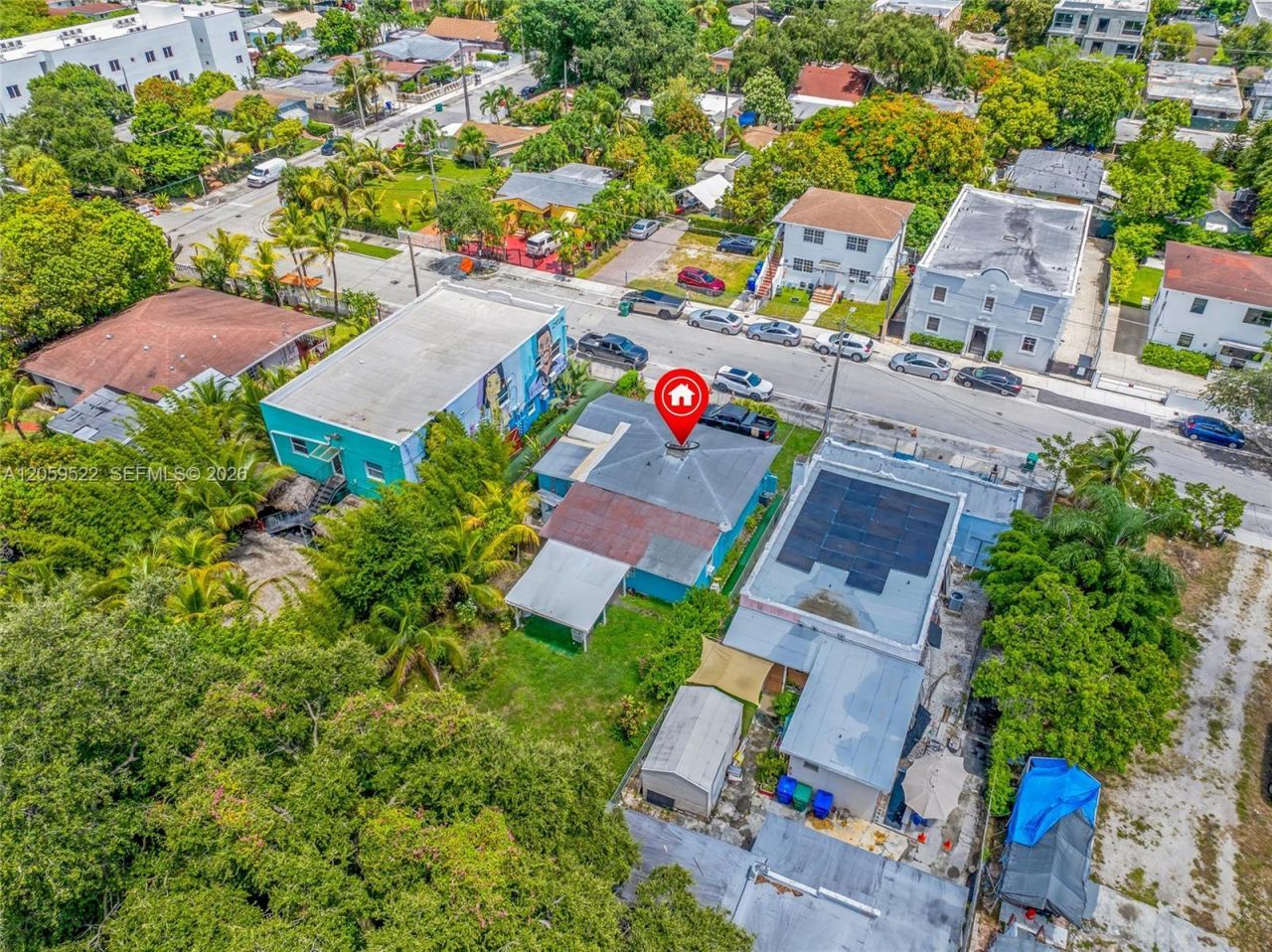 266 NW 32nd St , Miami, FL 33127 Photo