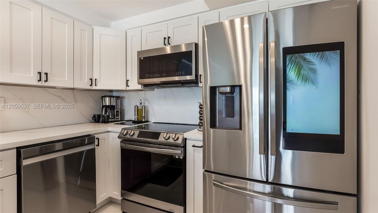 2900 NE 30th St, Unit F7, Fort Lauderdale, FL 33306 Photo