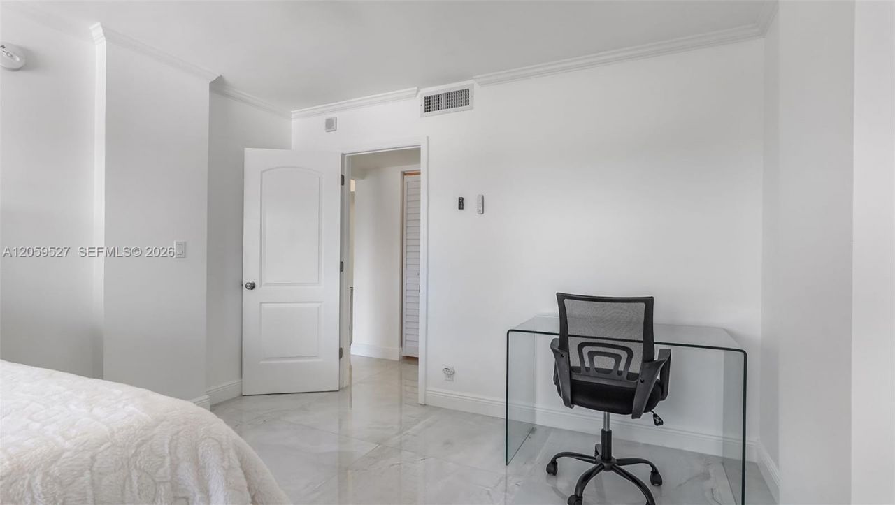 2900 NE 30th St, Unit F7, Fort Lauderdale, FL 33306 Photo