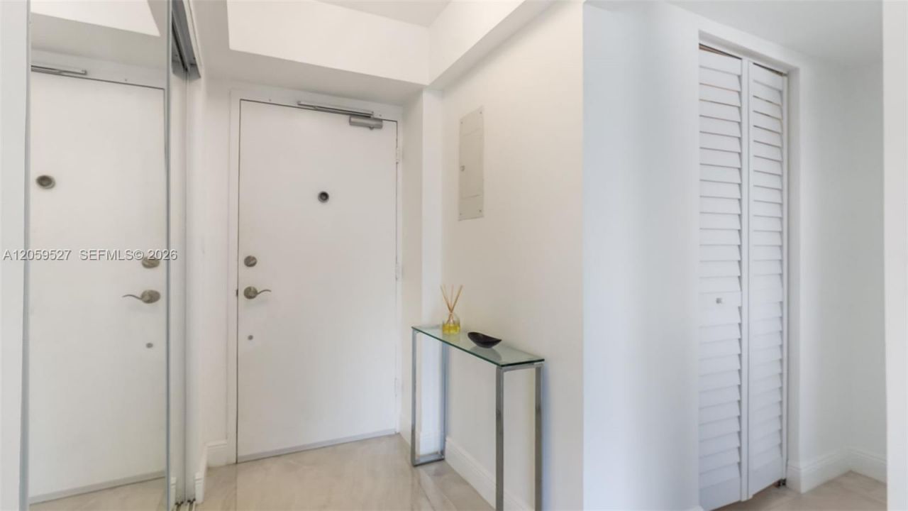 2900 NE 30th St, Unit F7, Fort Lauderdale, FL 33306 Photo