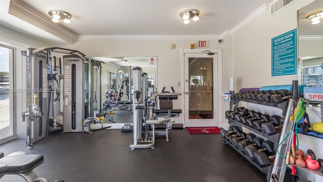 2900 NE 30th St, Unit F7, Fort Lauderdale, FL 33306 Photo