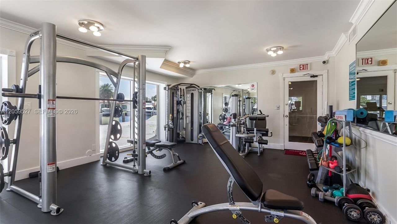 2900 NE 30th St, Unit F7, Fort Lauderdale, FL 33306 Photo