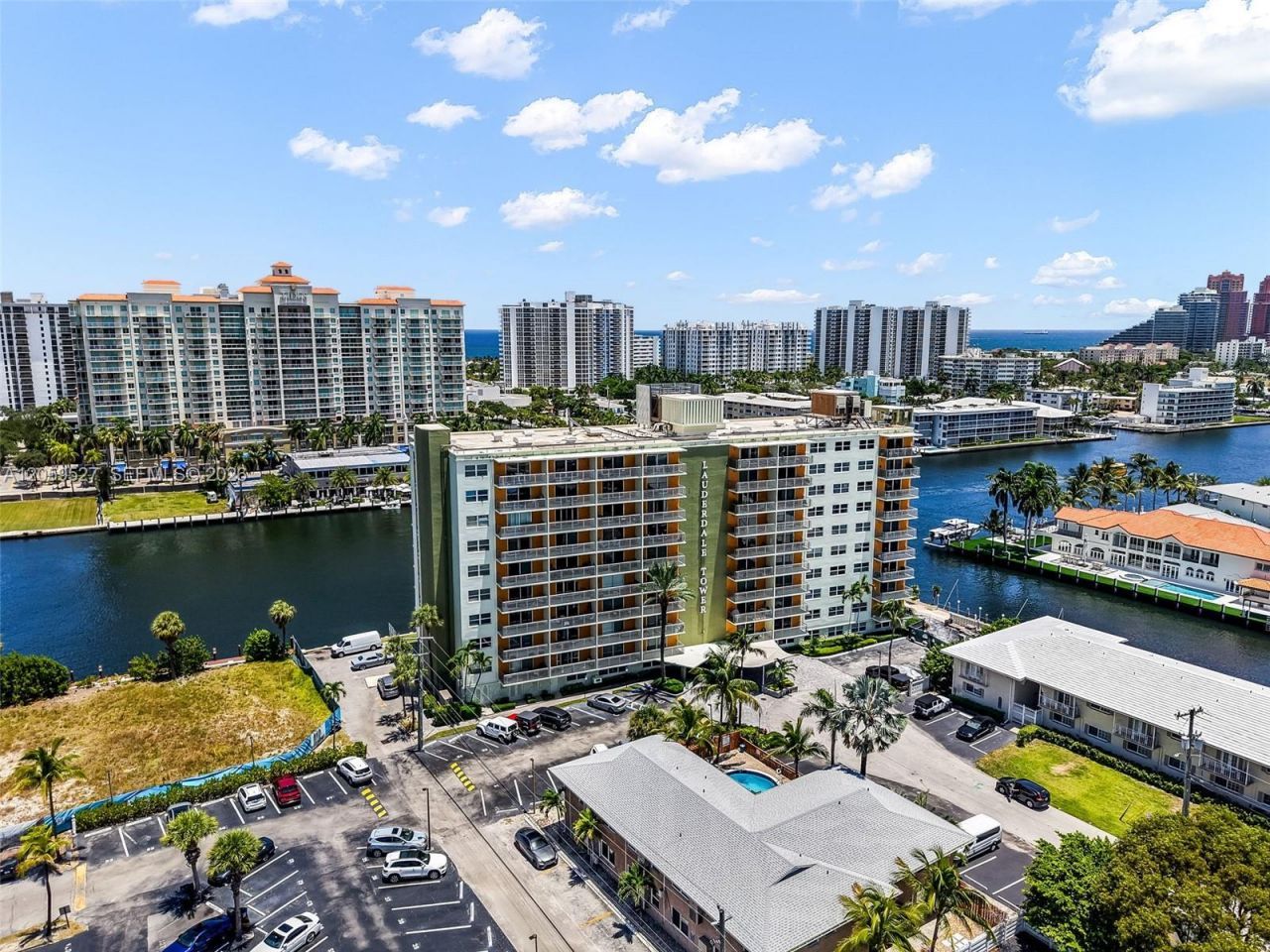 2900 NE 30th St, Unit F7, Fort Lauderdale, FL 33306 Photo