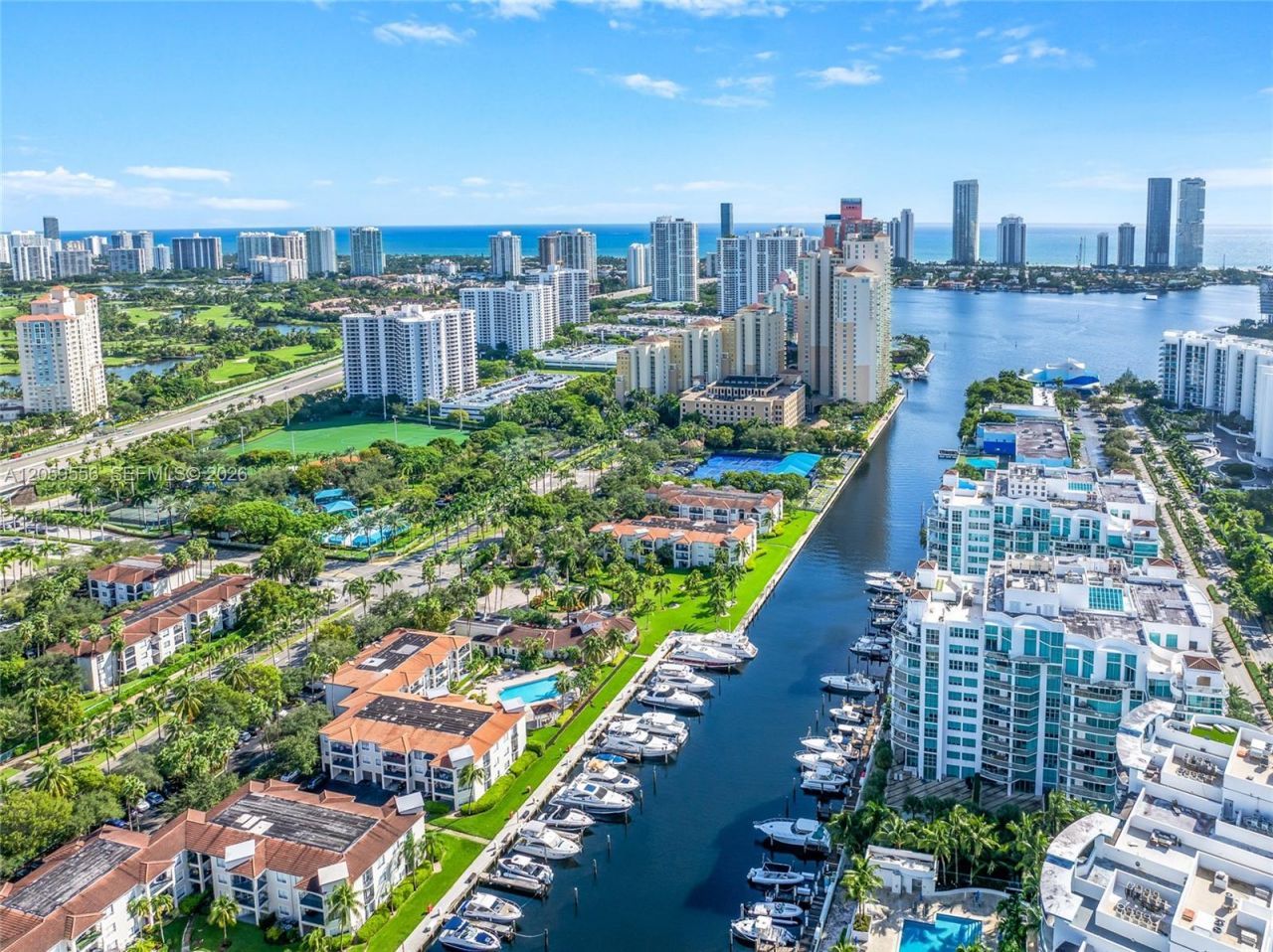 3131 NE 188th St, Unit 1-910, Aventura, FL 33180 Photo