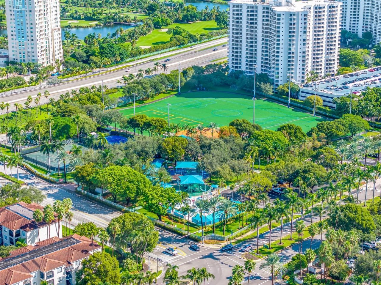 3131 NE 188th St, Unit 1-910, Aventura, FL 33180 Photo