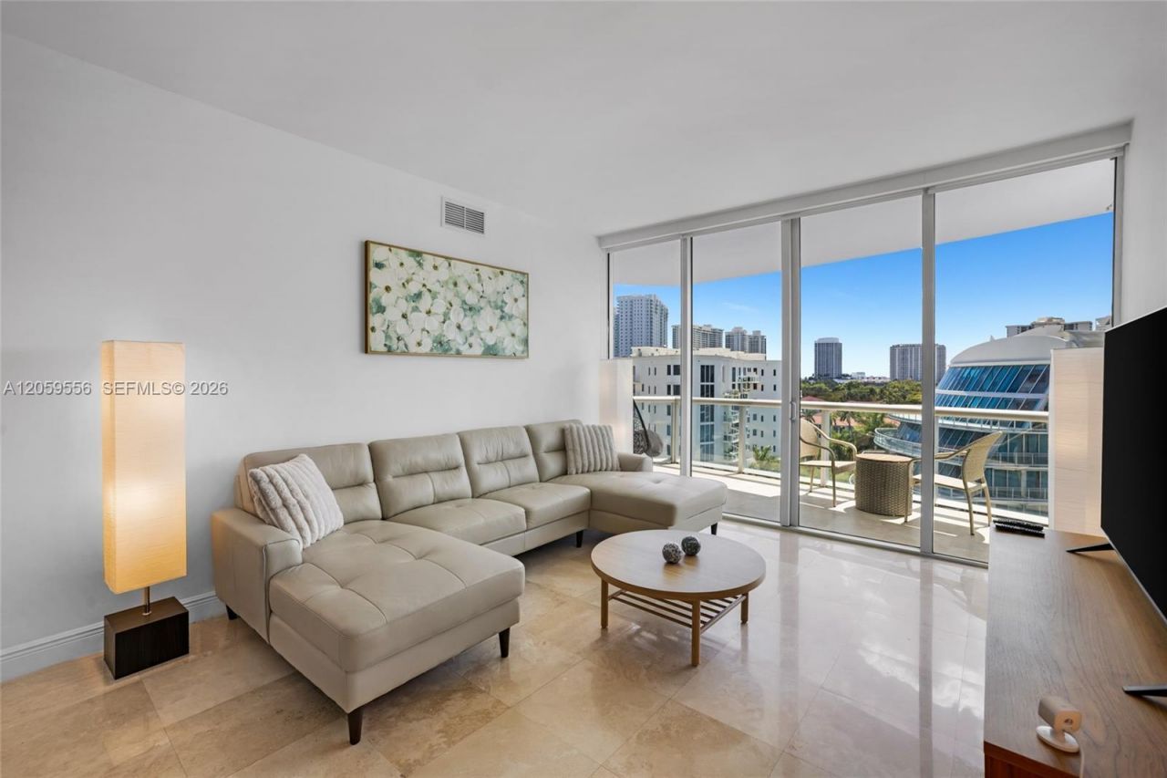 3131 NE 188th St, Unit 1-910, Aventura, FL 33180 Photo