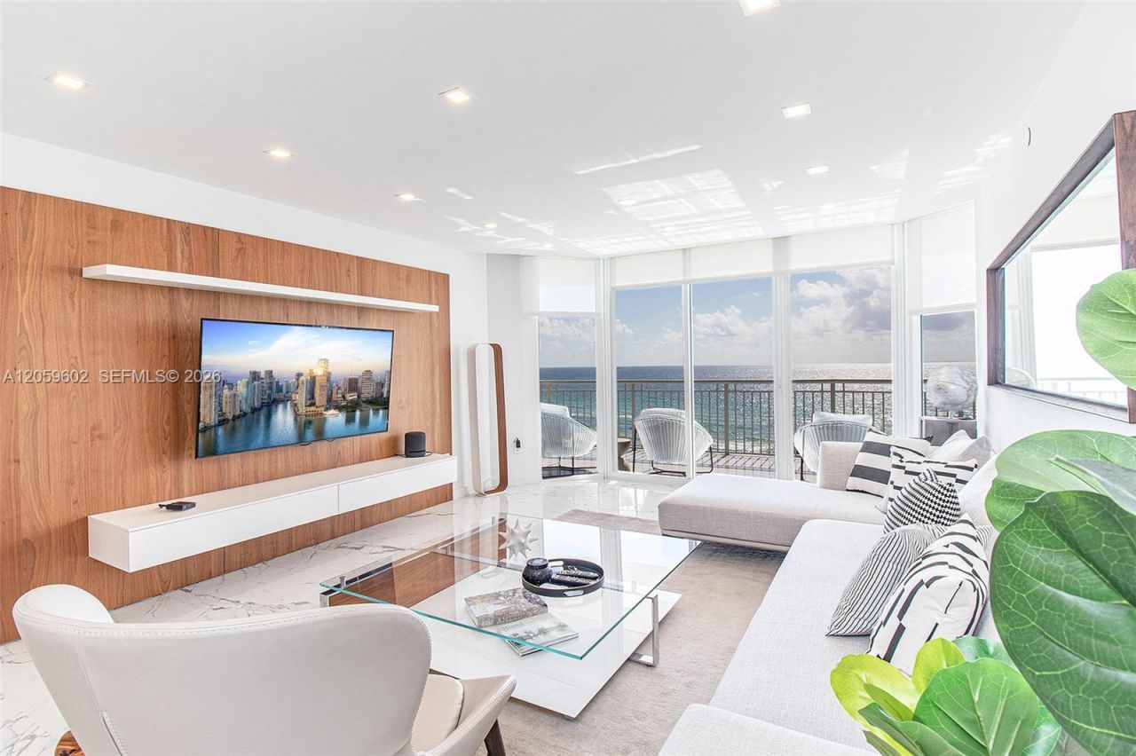 17375 Collins Ave , Unit 701, Sunny Isles Beach, FL 33160 Photo