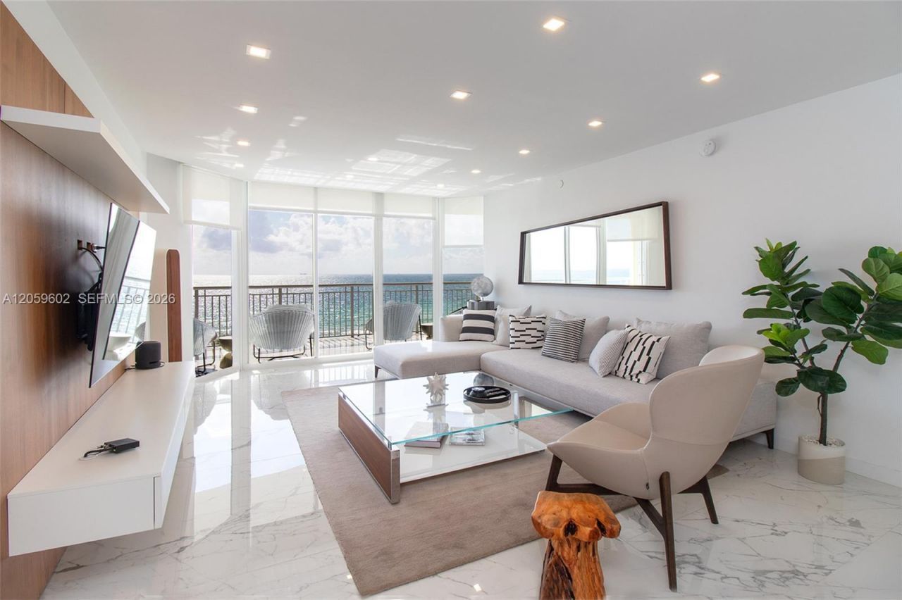 17375 Collins Ave , Unit 701, Sunny Isles Beach, FL 33160 Photo