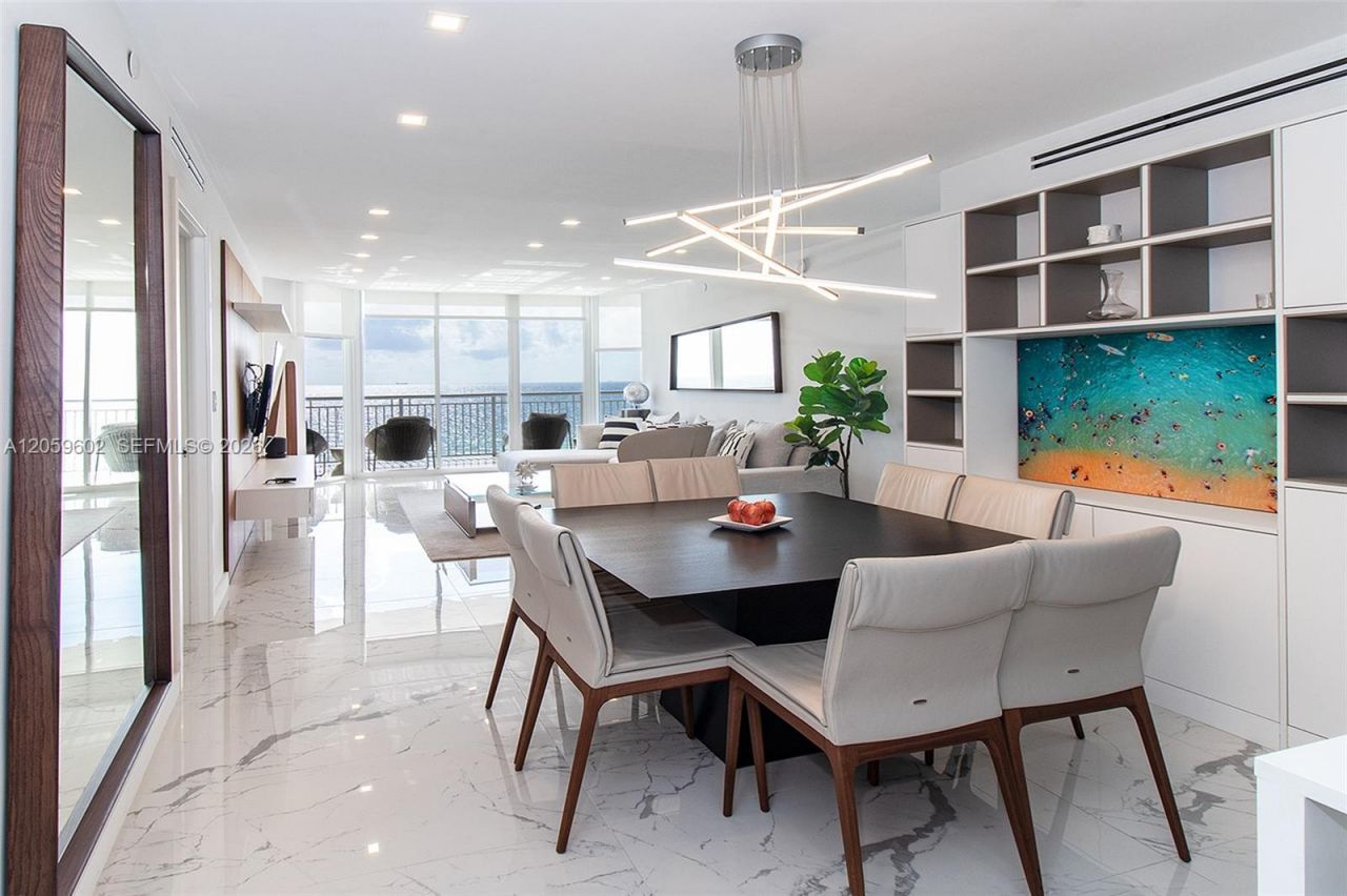 17375 Collins Ave , Unit 701, Sunny Isles Beach, FL 33160 Photo