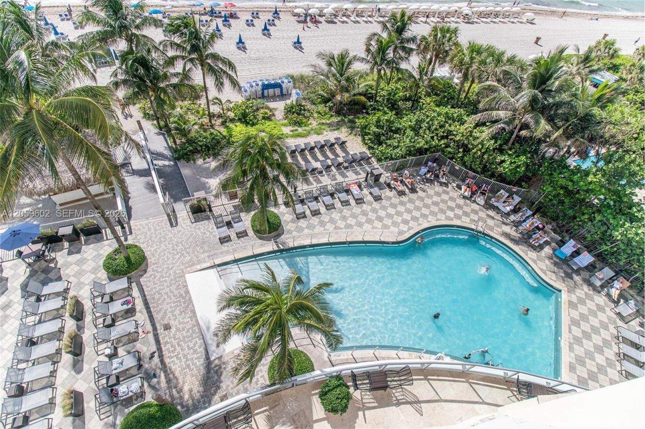 17375 Collins Ave , Unit 701, Sunny Isles Beach, FL 33160 Photo