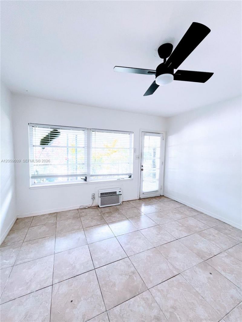 420 NE 14th Ave, Unit 3, Fort Lauderdale, FL 33301 Photo