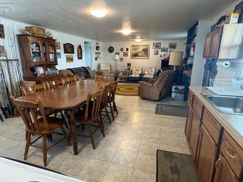 4393 N State Route 53, Unit 6, Fremont, OH 43420 Photo 5