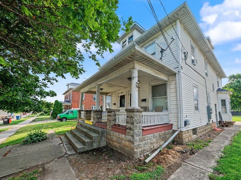 314 North Sandusky Street, Bellevue, OH 44811 Photo 2