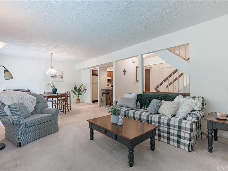 992 Walnut Court, Mason, OH 45040 Photo 5