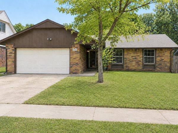 219 S 182nd Avenue , Tulsa, OK 74108