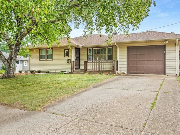 3816 Beach St, ROCKFORD, IL 61108