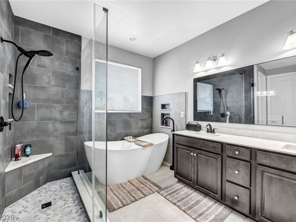 6480 W Diablo Drive , Las Vegas, NV 89118