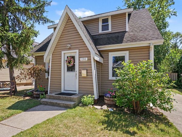194 W 20th Street, Holland, MI 49423