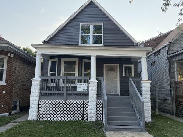 6922 S Rockwell Street , Chicago, IL 60629