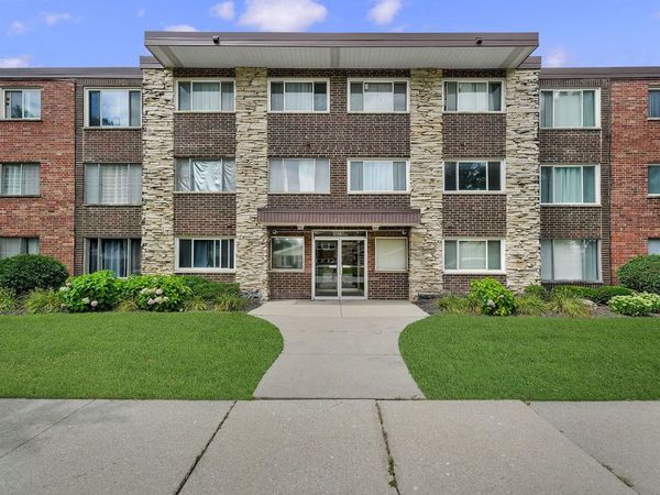 10210 Washington Avenue , Unit 115, Oak Lawn, IL 60453