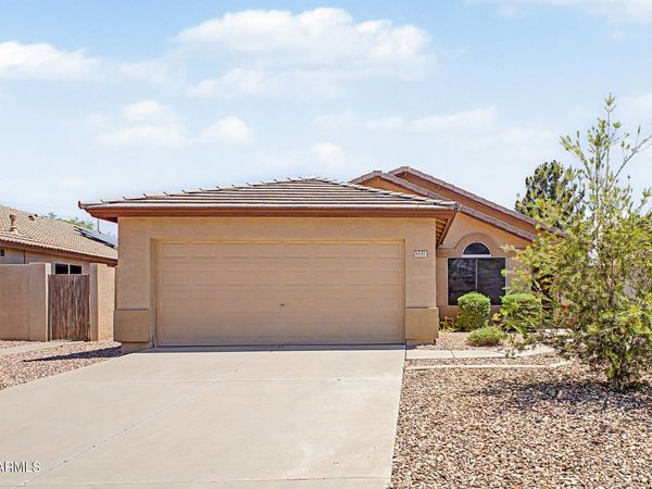 8151 W TONTO Lane, Peoria, AZ 85382