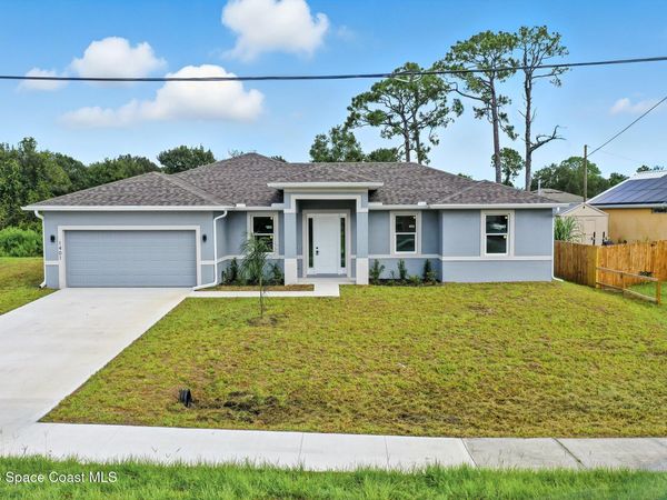 645 Parrotfish Street SW , Palm Bay, FL 32908