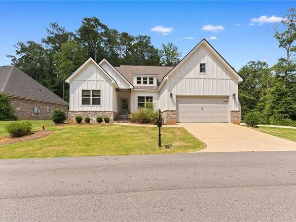 153 Southside Circle, Auburn, AL 36832