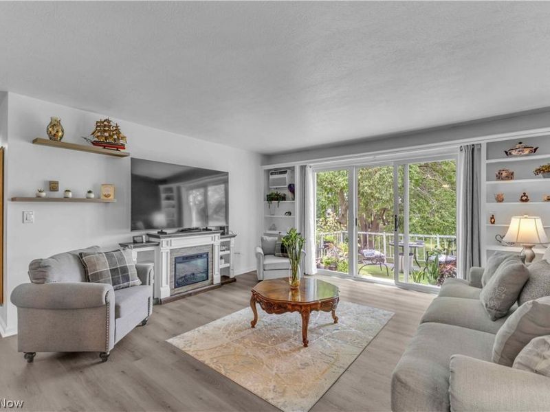 4704 Venice Heights Boulevard, Unit 210, Sandusky, OH 44870 Photo 4