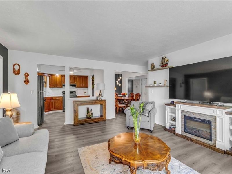 4704 Venice Heights Boulevard, Unit 210, Sandusky, OH 44870 Photo 5