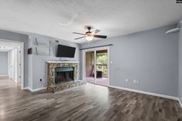 601 River Hill Circle photo 4