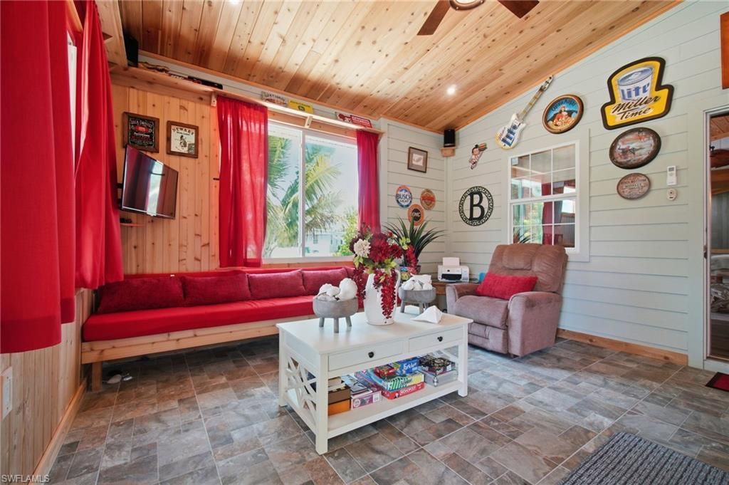 253 Worley St , Chokoloskee, FL 34138 Photo
