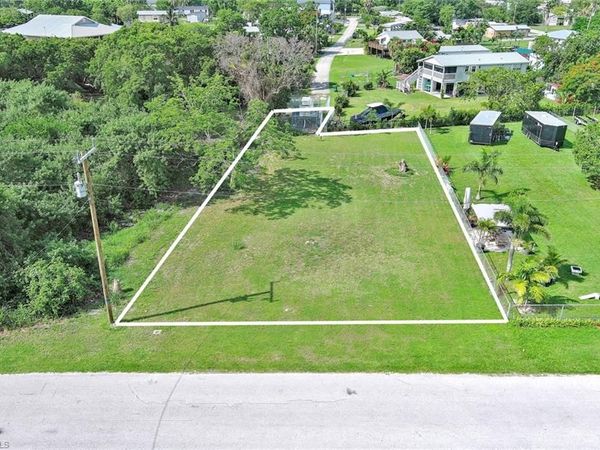 CHOKOLOSKEE, FL 34138