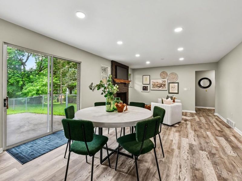 465 Debonhill Court, Cincinnati, OH 45238 Photo 6