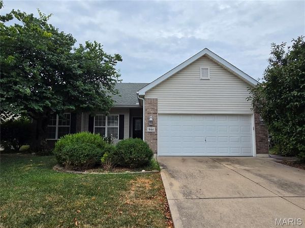 944 Daffodil Ridge Drive , O'Fallon, MO 63366