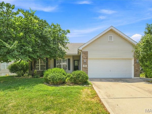 944 Daffodil Ridge Drive, O'Fallon, MO 63366