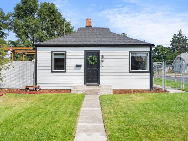 727 E Crown Ave, Spokane, WA 99207