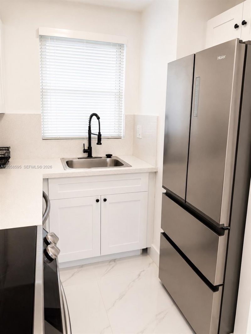 10851 SW 2nd St, Unit K105, Sweetwater, FL 33174 Photo