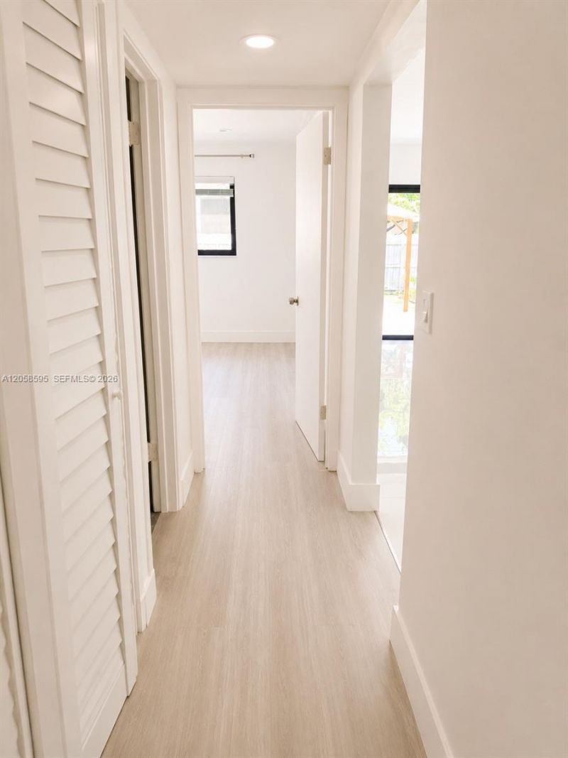 10851 SW 2nd St, Unit K105, Sweetwater, FL 33174 Photo