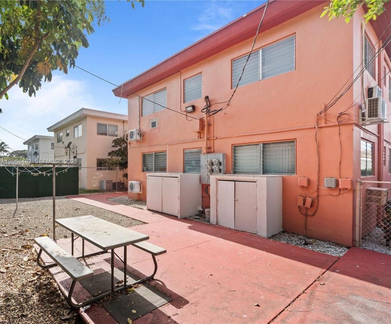 744 85th St , Unit 3, Miami Beach, FL 33141 Photo