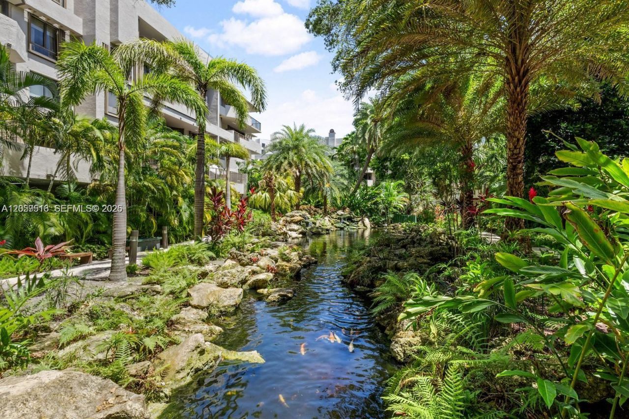 181 Crandon Blvd , Unit 207, Key Biscayne, FL 33149 Photo