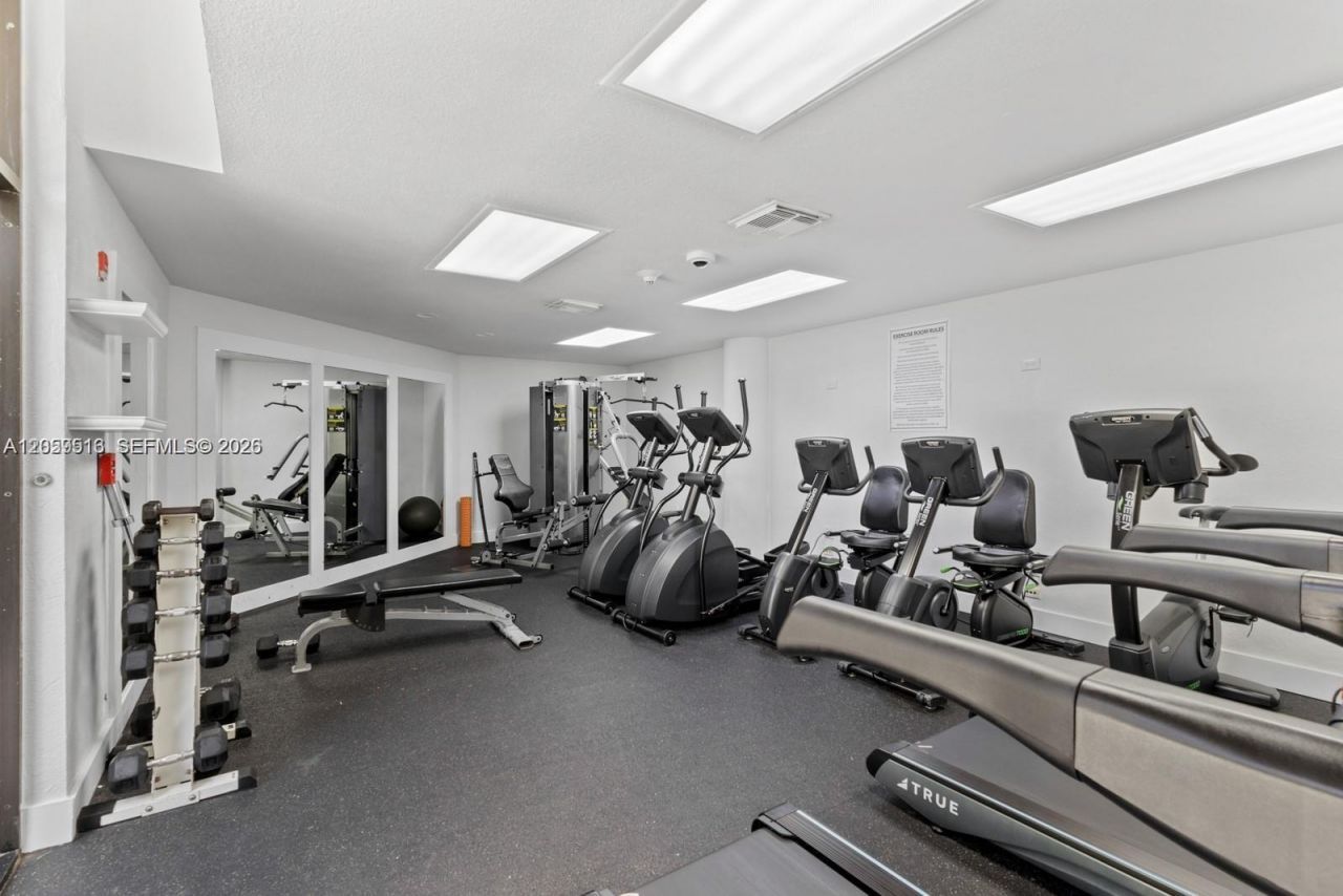 181 Crandon Blvd , Unit 207, Key Biscayne, FL 33149 Photo