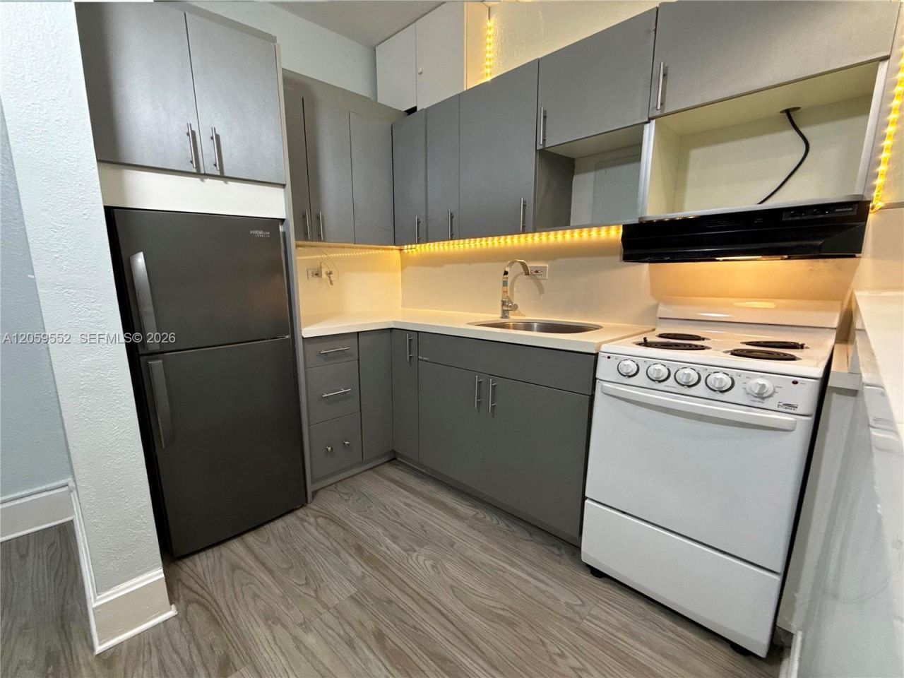 124 Mendoza Ave, Unit 3, Coral Gables, FL 33134 Photo