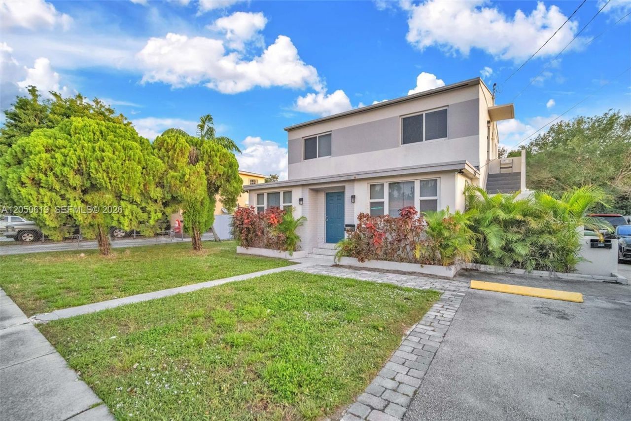 3030 NW 16th St, Unit 1, Miami, FL 33125 Photo
