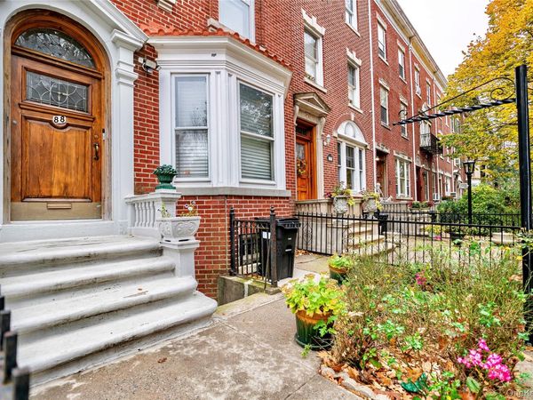 88 Midwood Street , Brooklyn, NY 11225