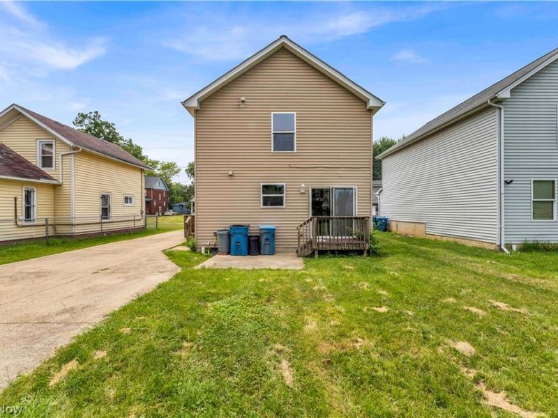 1917 Lexington Avenue, Lorain, OH 44052 Photo 19
